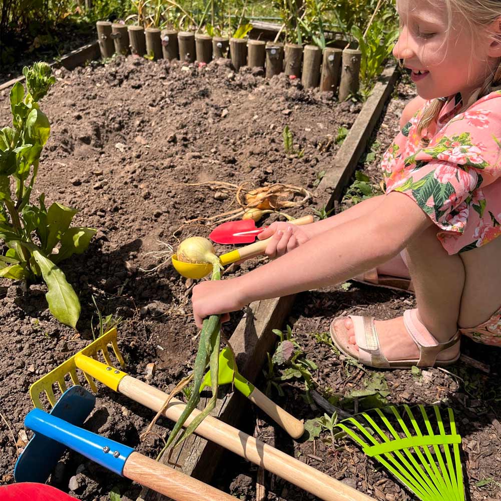 colorful kids gardening set usage scenario detail